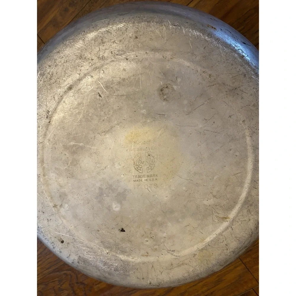 VTG Wear-Ever Aluminum Large 17qt 2367 Stock Pot No Lid Lodge Camp Rustic